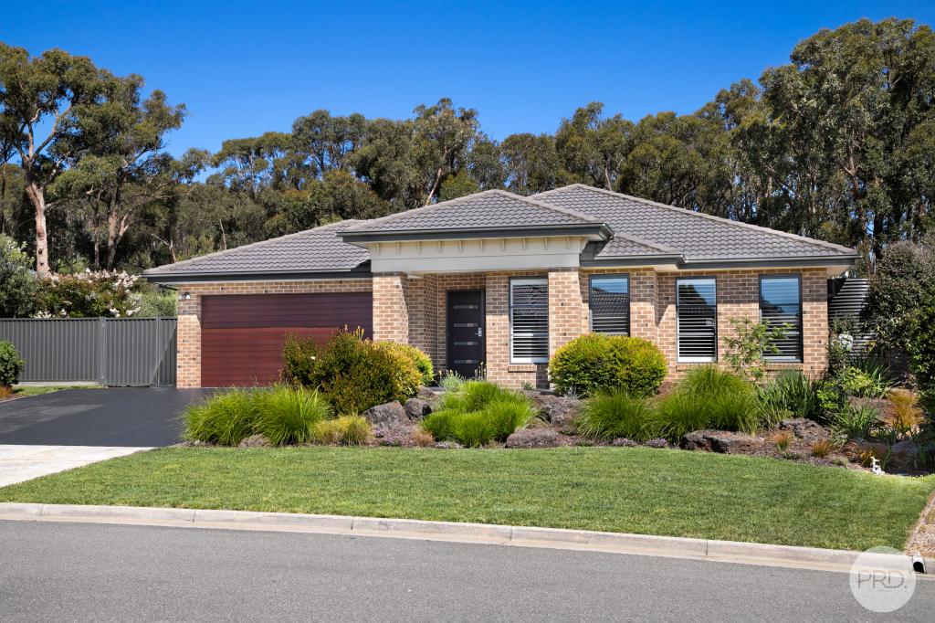 14 Greenhaven Ct, Mount Clear, VIC 3350