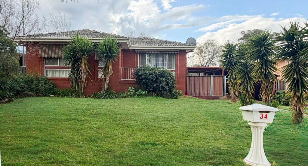 34 Evans Pde, Parkes, NSW 2870