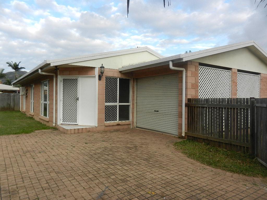 4 Ivy Ct, Rasmussen, QLD 4815