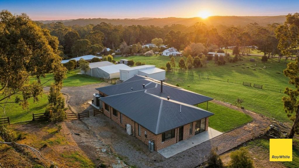 63 Specimen Gully Rd, Barkers Creek, VIC 3451