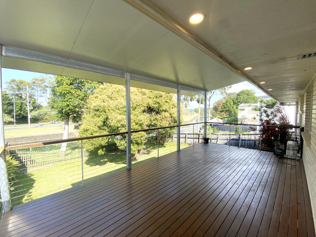 12 Wistaria Ave, Southport, QLD 4215
