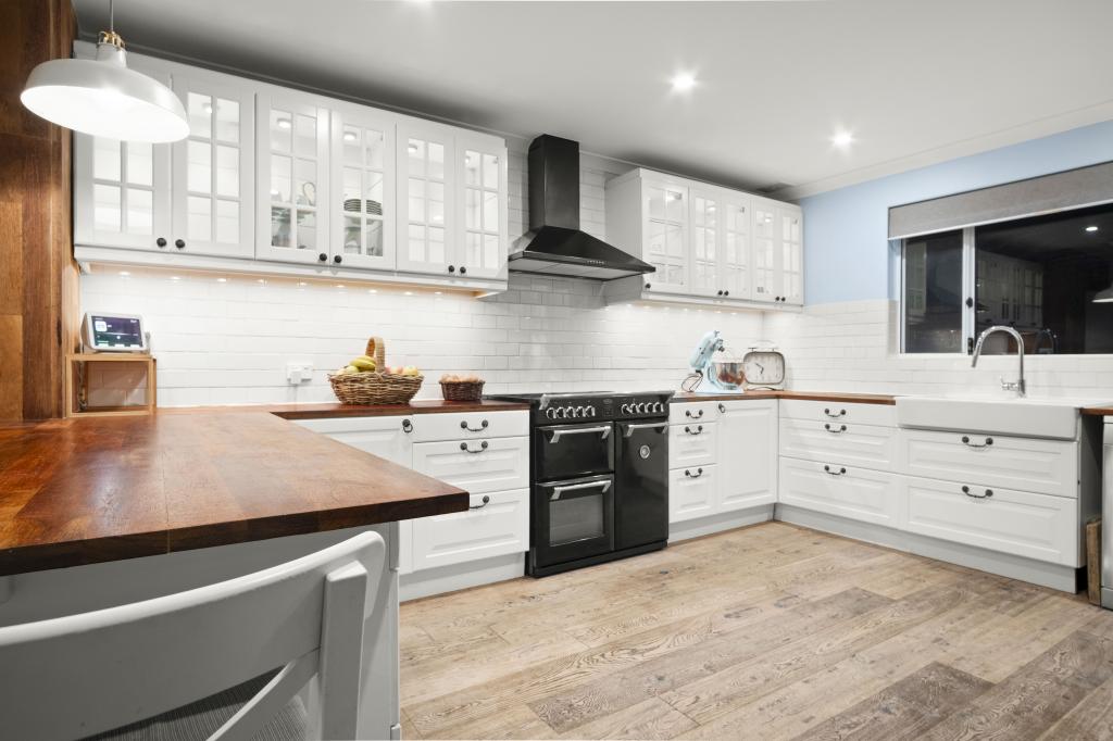 77 Azelia St, Alexander Heights, WA 6064