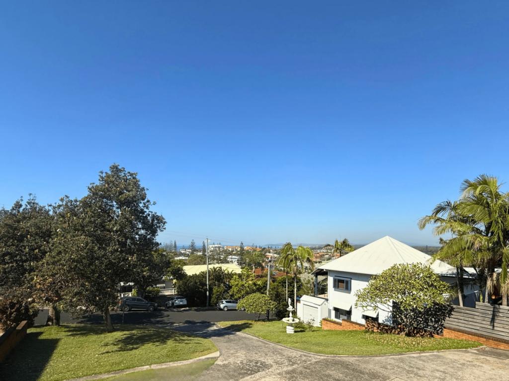2/12 Henson Lane, Yamba, NSW 2464