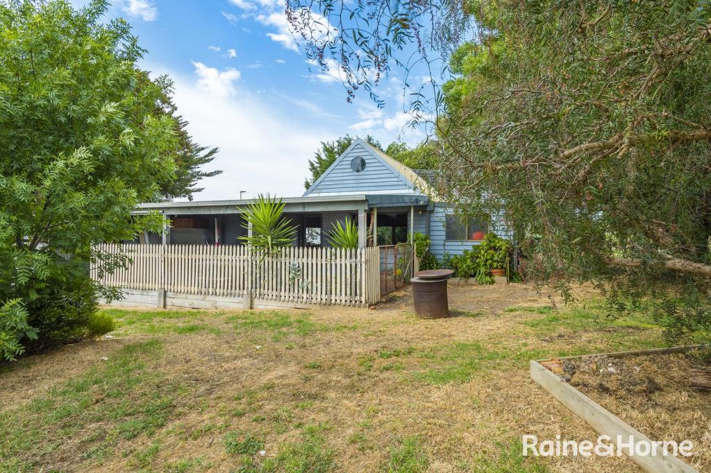 39 Clarke St, Redesdale, VIC 3444