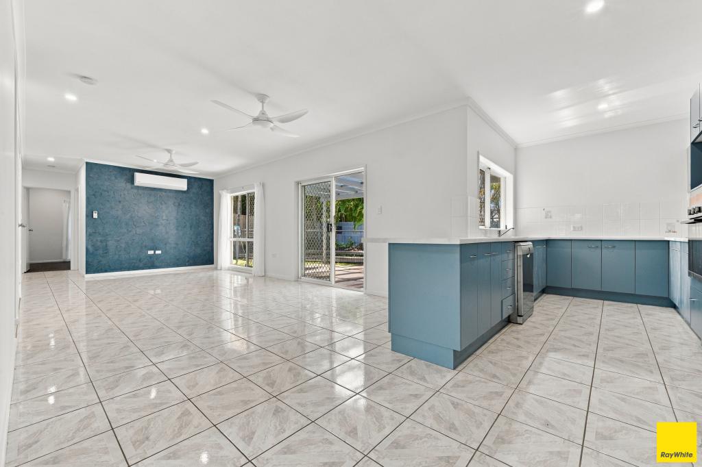 222 Robert Rd, Bentley Park, QLD 4869