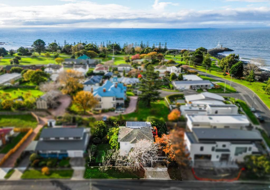 2 James St, Devonport, TAS 7310