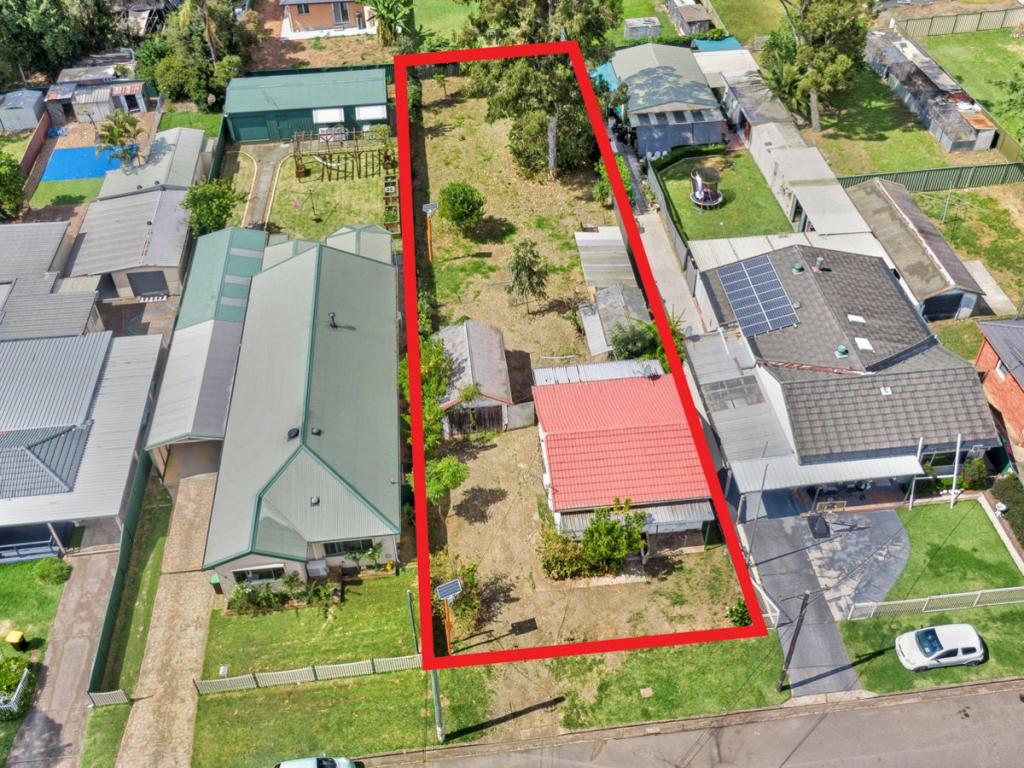 18 Pembroke St, Cambridge Park, NSW 2747