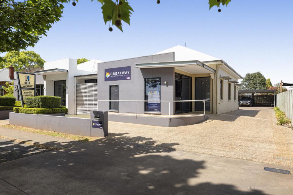 2/106-108 Herries St, East Toowoomba, QLD 4350