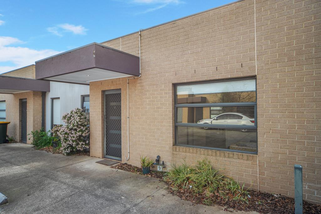 9/25 Deutgam St, Werribee, VIC 3030