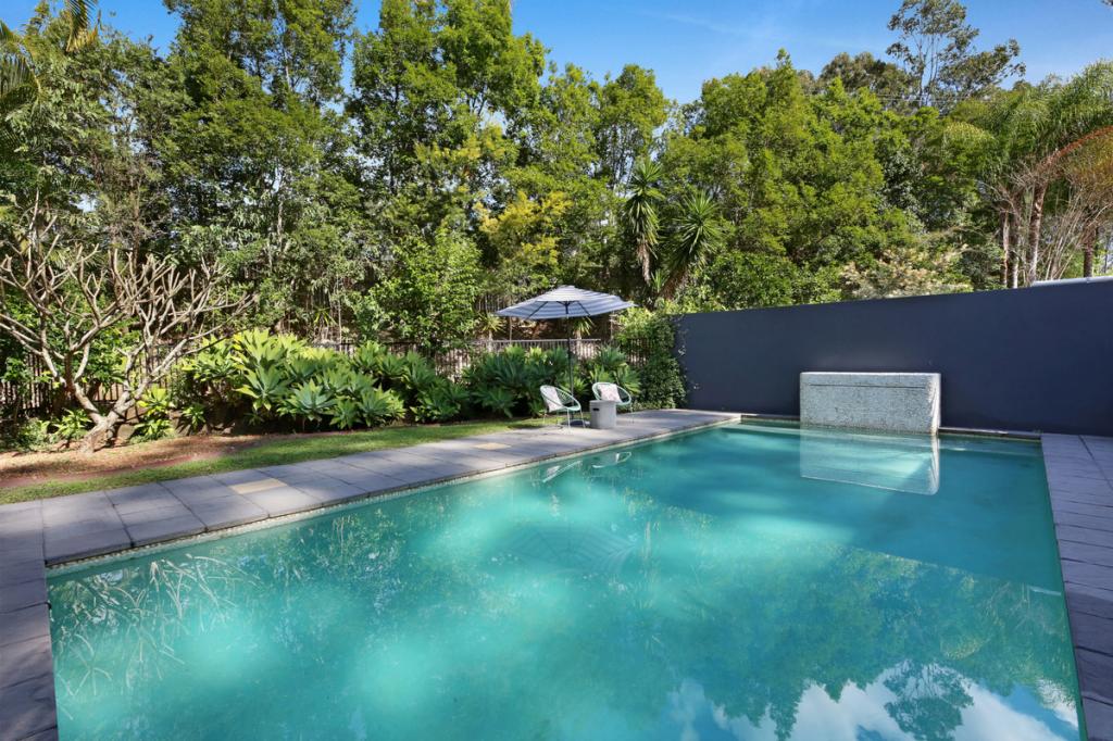 5 Natan Rd, Mudgeeraba, QLD 4213