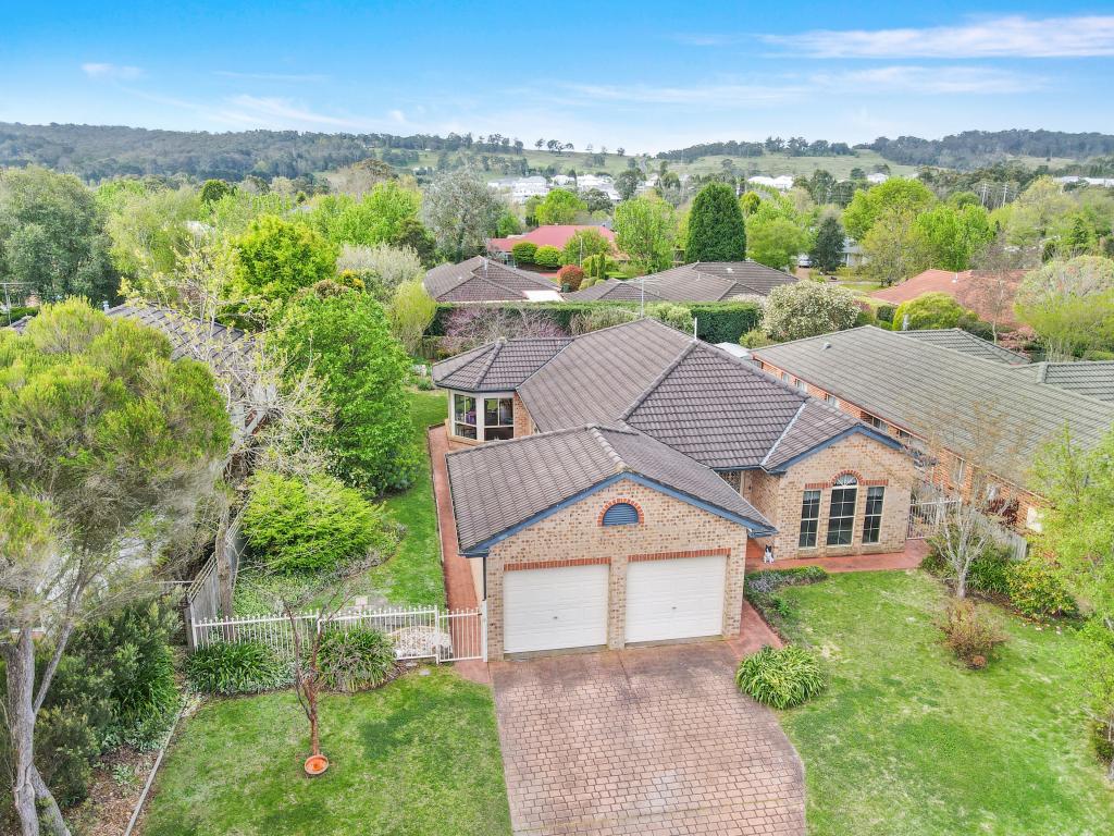 18 Lilac Ave, Bowral, NSW 2576