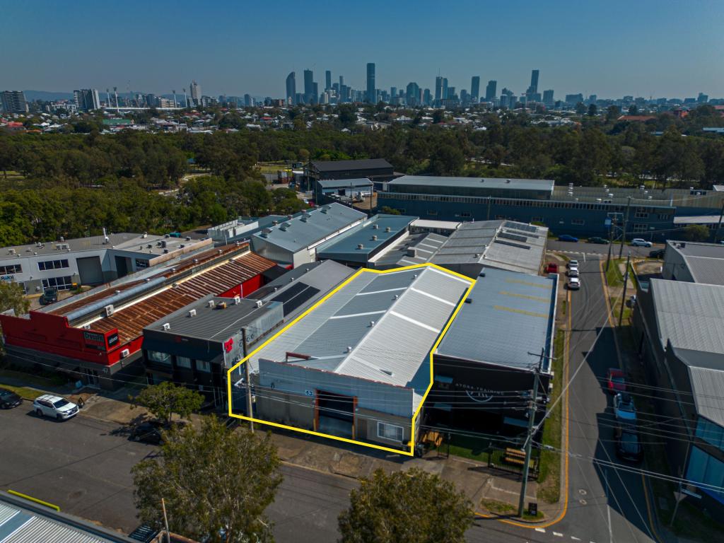 41-43 Clarence St, Coorparoo, QLD 4151