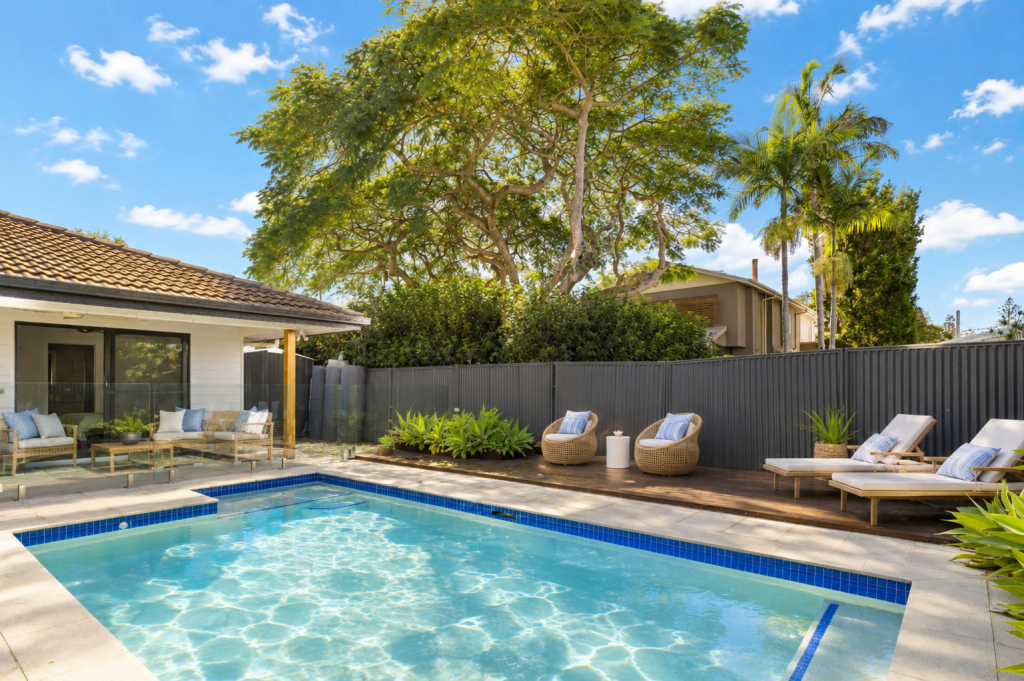 7 Aruma Ave, Burleigh Waters, QLD 4220