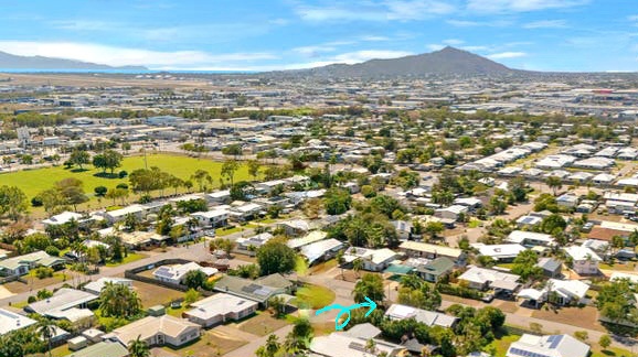 61 Rundle St, Mount Louisa, QLD 4814