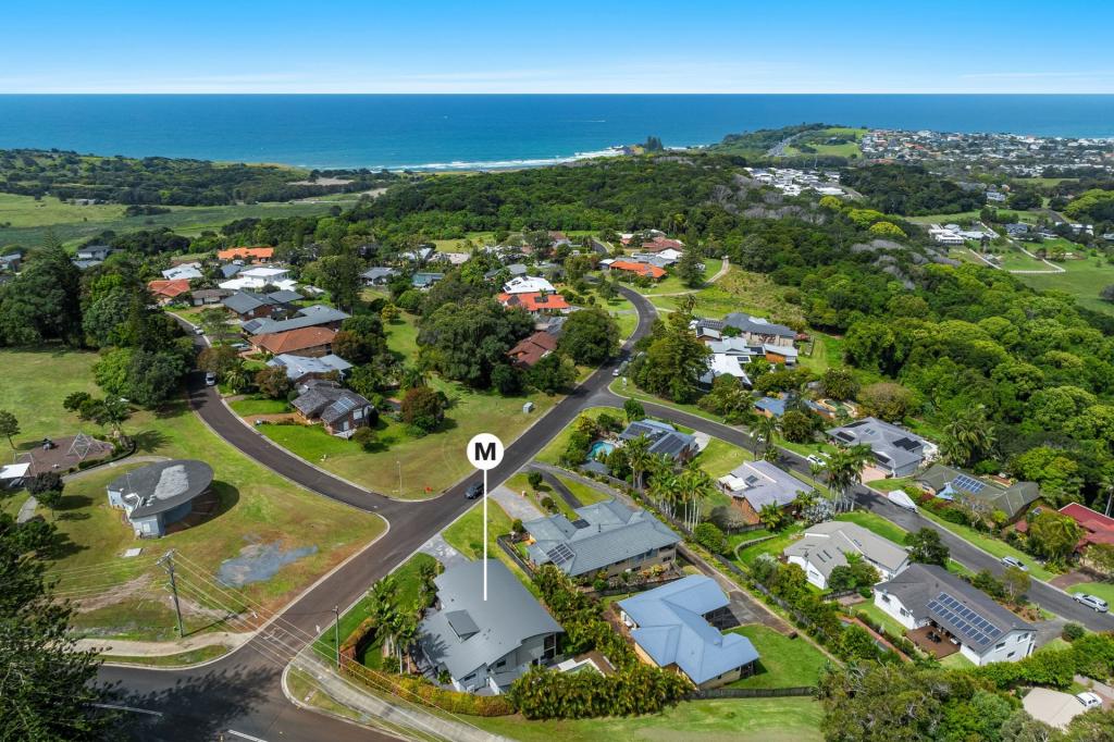 2a Castle Dr, Lennox Head, NSW 2478