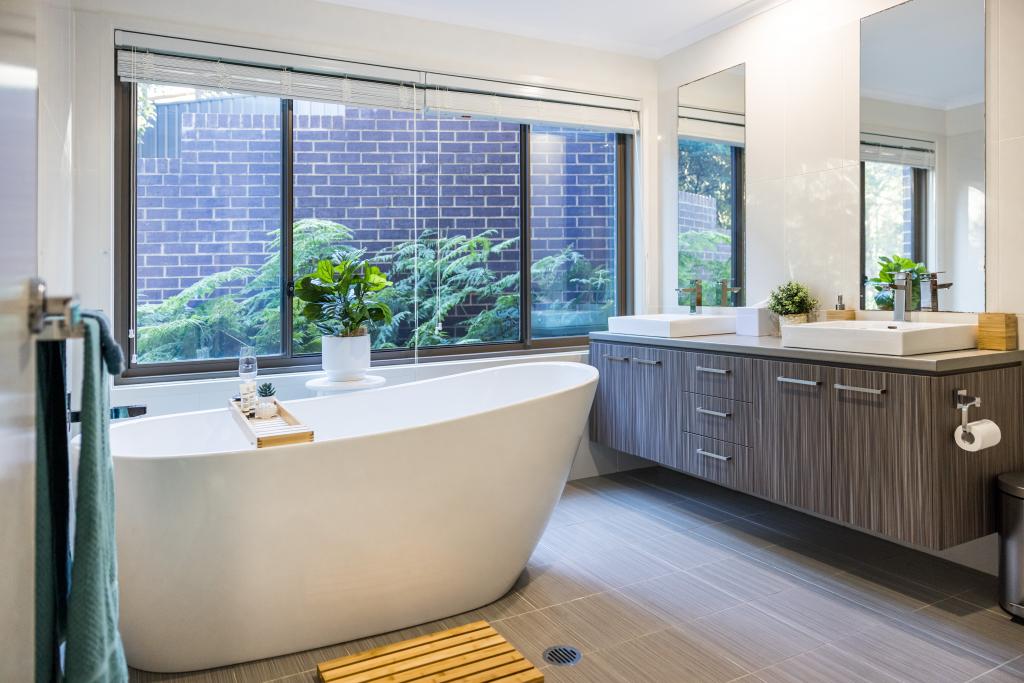 242 George Bass Dr, Lilli Pilli, NSW 2536