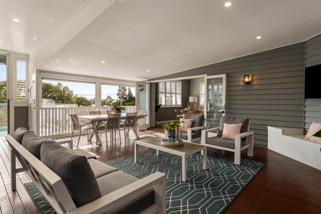 25 Love St, Holland Park, QLD 4121