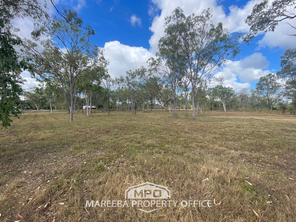 16 Pleasant Cl, Mareeba, QLD 4880