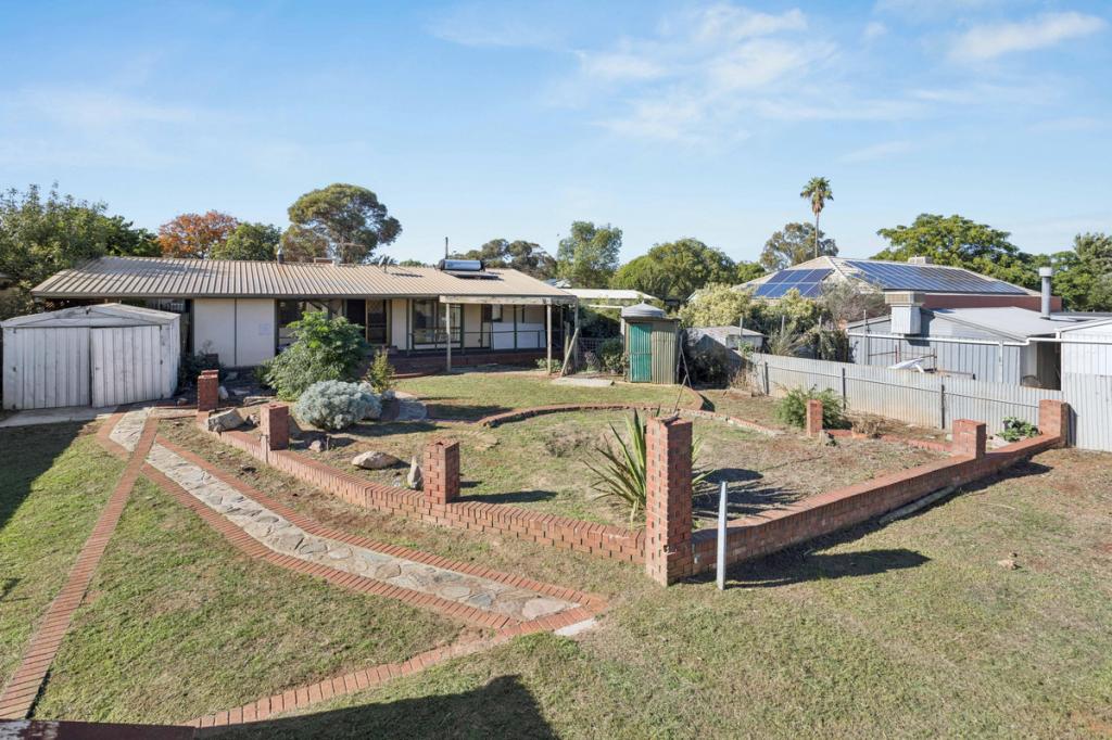 4 Parham St, Elizabeth Downs, SA 5113