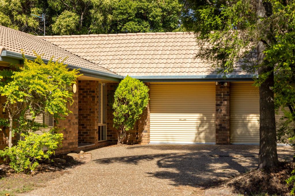 1 Maidstone Pl, Robina, QLD 4226