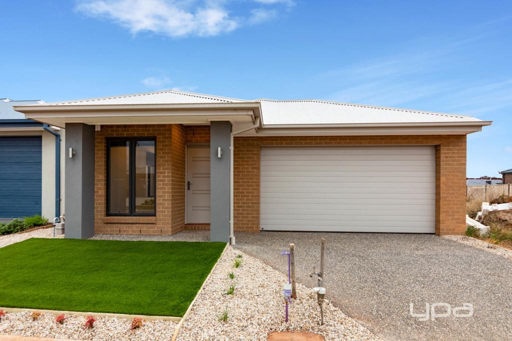 57 Maya Ave, Thornhill Park, VIC 3335