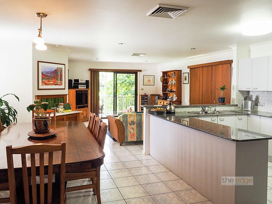 21 Bolwarra Rd, Coffs Harbour, NSW 2450