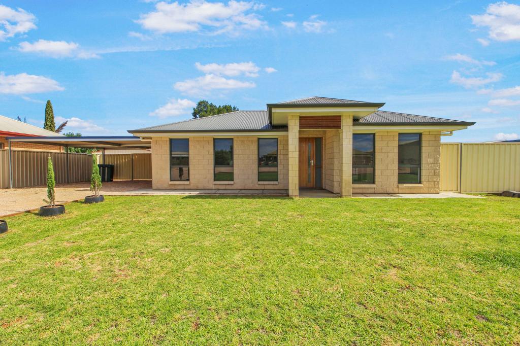 5 Downer Ave, Lyrup, SA 5343