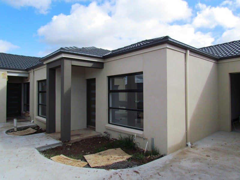 2/45 Kirkton Dr, Kurunjang, VIC 3337