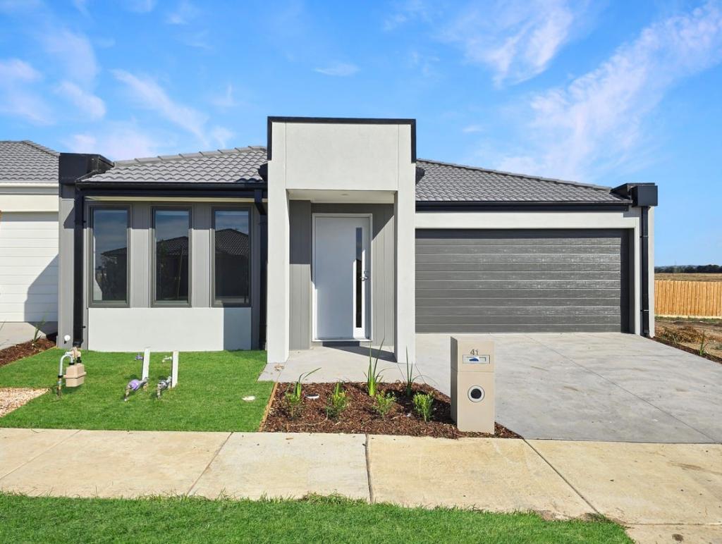 41 Mollyan Ave, Charlemont, VIC 3217