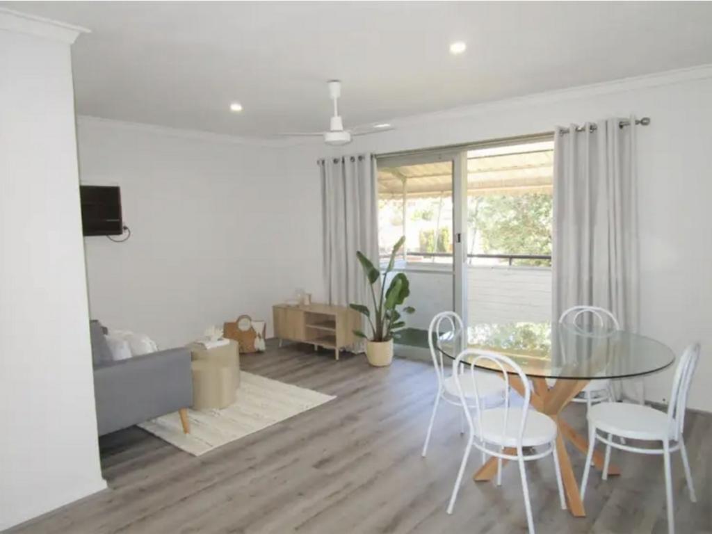 7/3 Westborough St, Scarborough, WA 6019