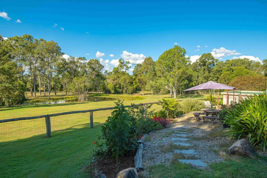 284 Lawson Rd, Jones Hill, QLD 4570