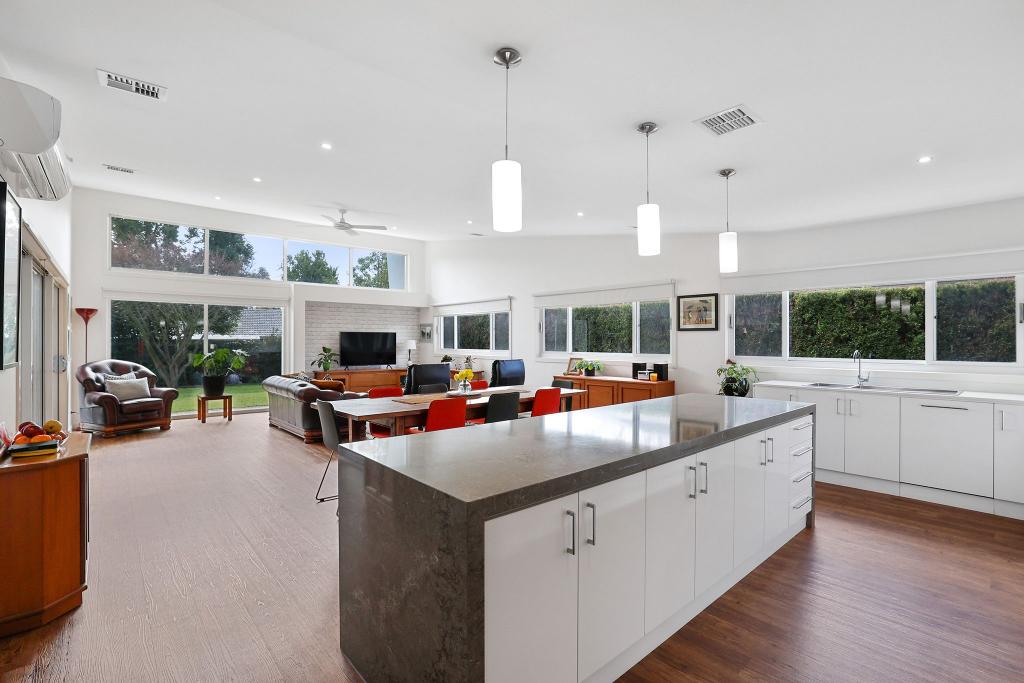 5 Charlwood Ct, Drouin, VIC 3818