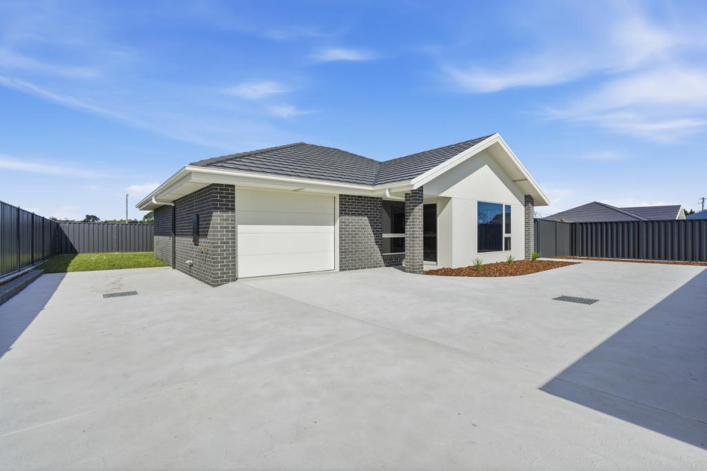 2/10 Pimelea Cl, George Town, TAS 7253