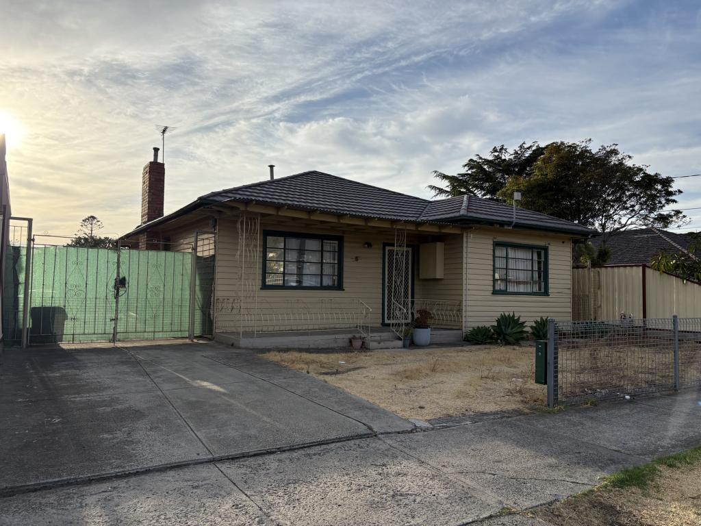 6 Collins St, St Albans, VIC 3021