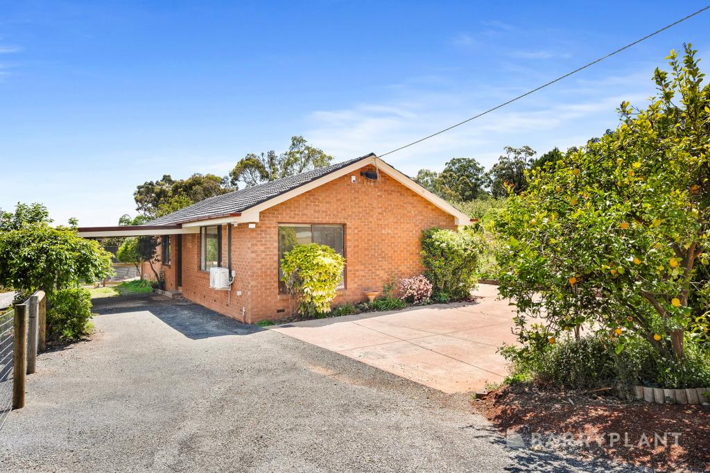 66 Monbulk-Seville Rd, Wandin East, VIC 3139