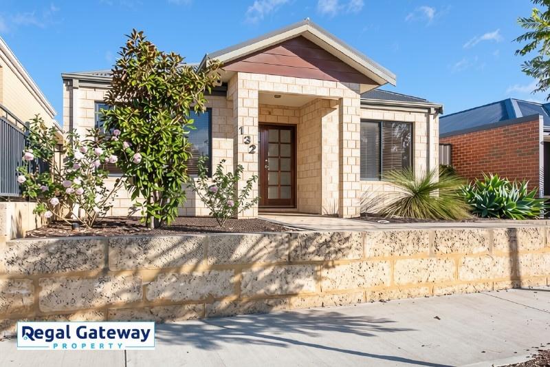 132 Lyon Rd, Aubin Grove, WA 6164