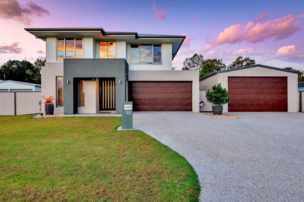 32 Porpita Cct, Toogoom, QLD 4655