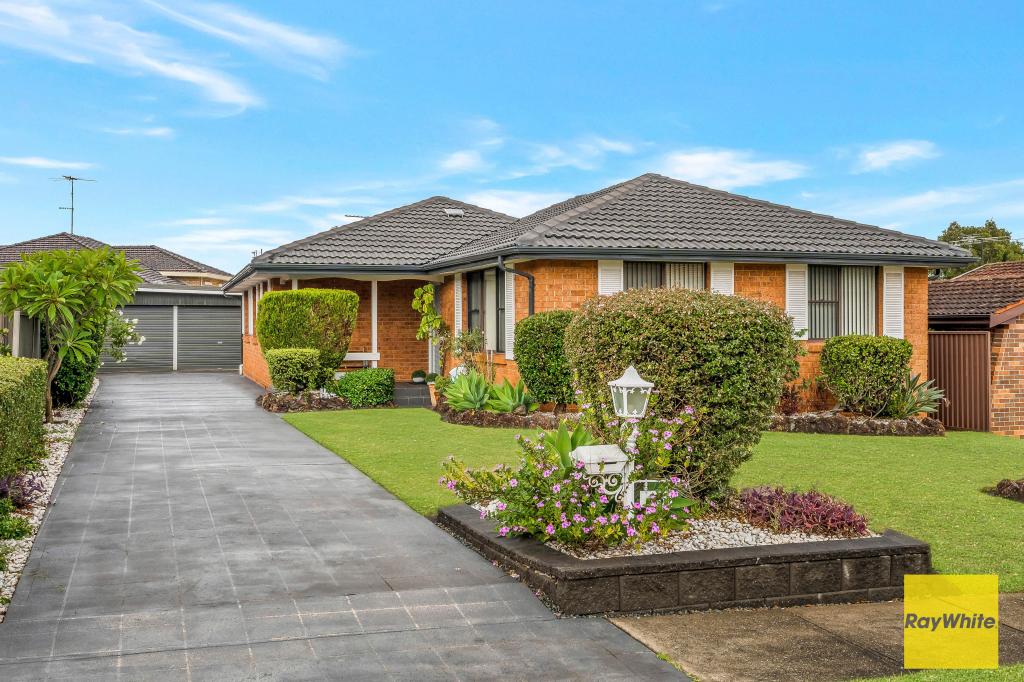 13 Underwood Rd, Prairiewood, NSW 2176