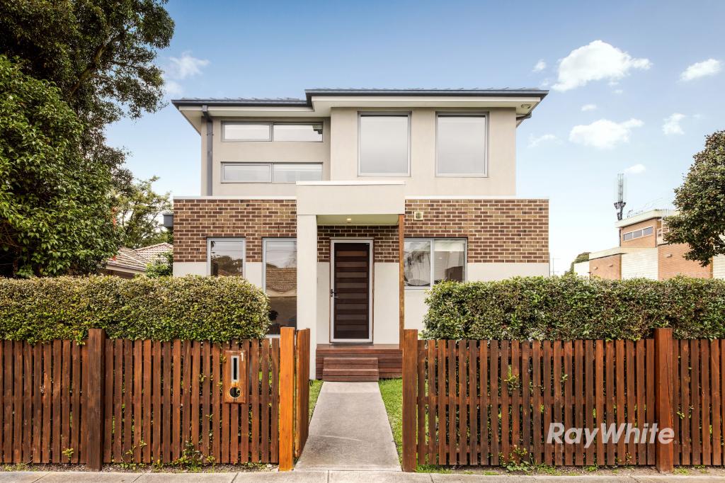 1/2 Lees St, Mckinnon, VIC 3204