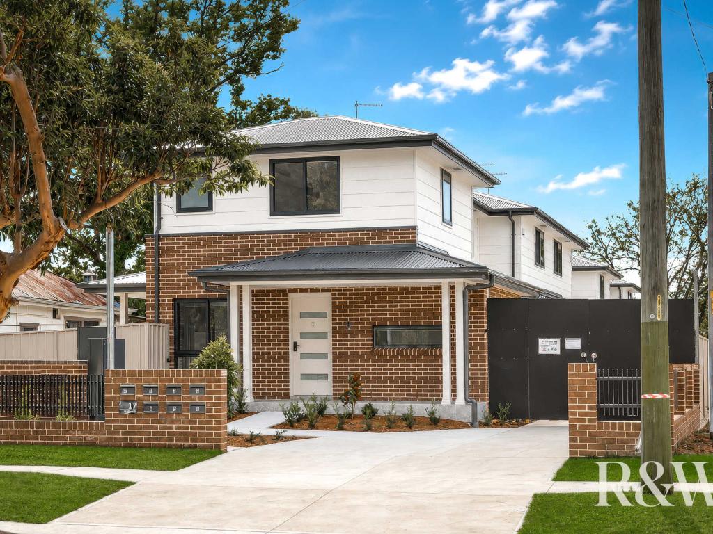 17 STAFFORD ST, KINGSWOOD, NSW 2747