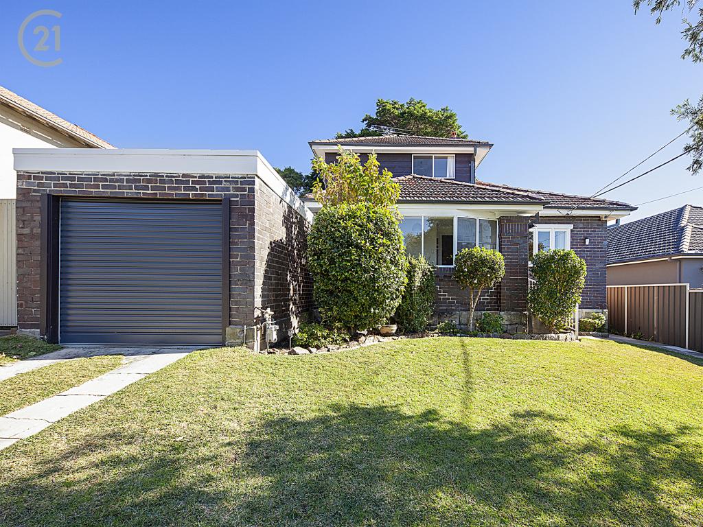 20 Raeburn Ave, Castlecrag, NSW 2068