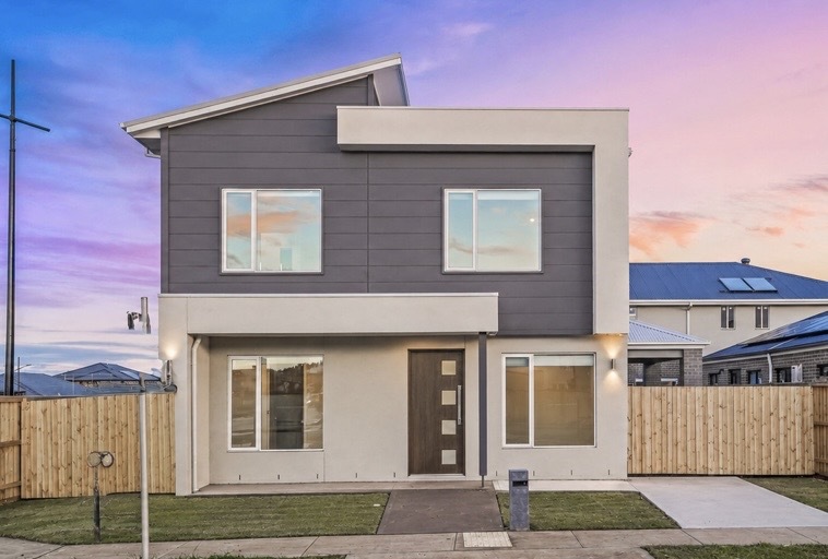 65 Kennedy Dr, Fraser Rise, VIC 3336