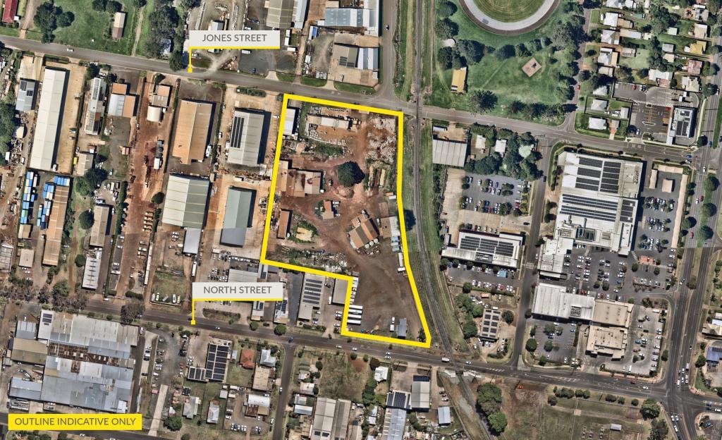 22-24 Jones Rd, Mount Lofty, QLD 4350