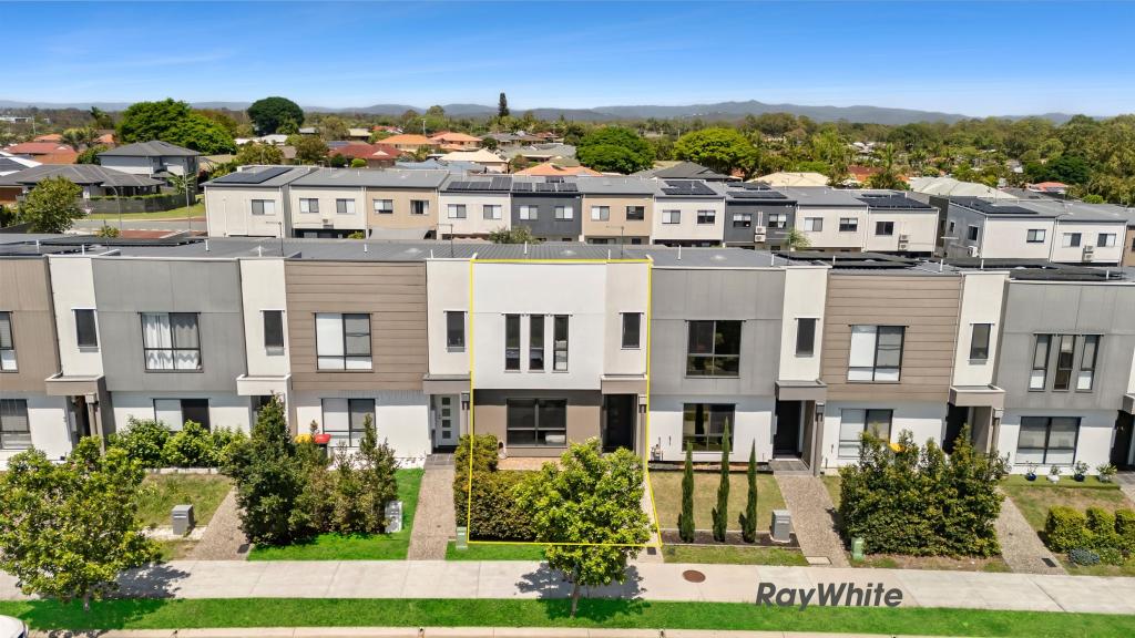 43 Sutherland Dr, Strathpine, QLD 4500