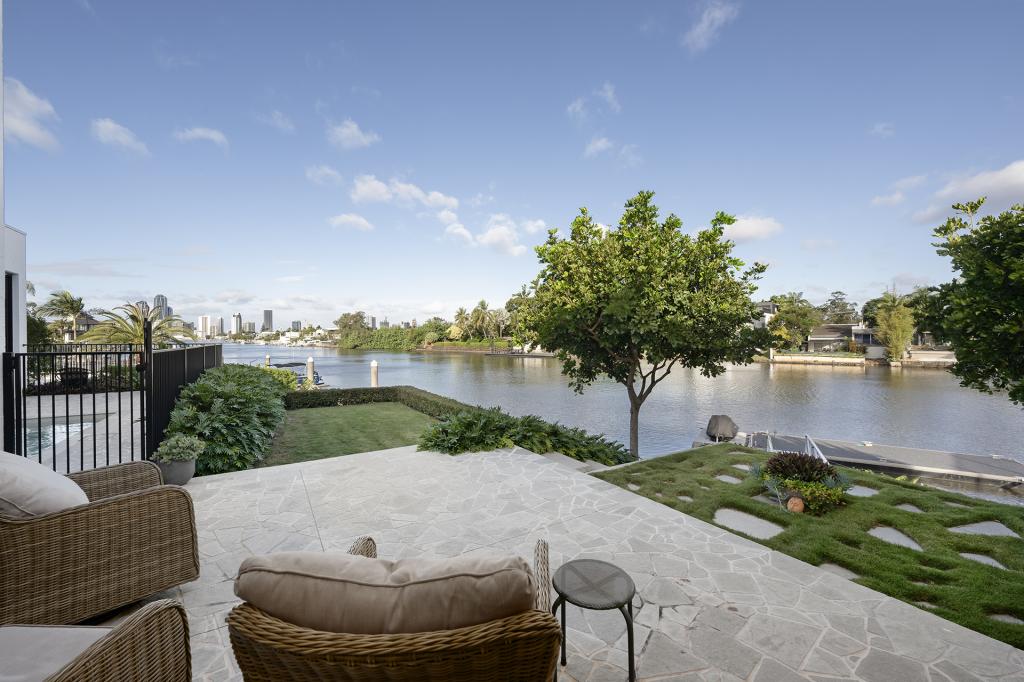 3 La Spezia Ct, Surfers Paradise, QLD 4217