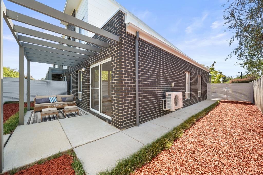 29/22 Henry Kendall St, Franklin, ACT 2913