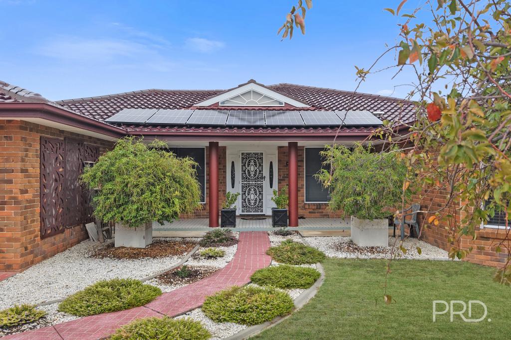 15a Bandalong St, Hillvue, NSW 2340