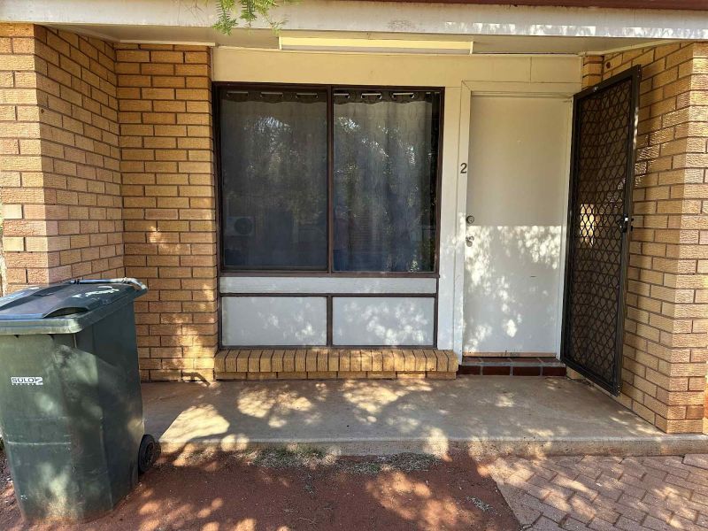2/63 Burns St, Hillston, NSW 2675