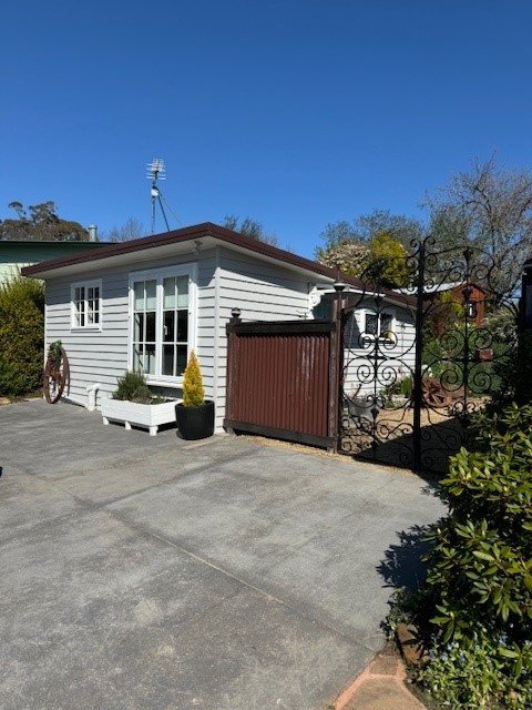 A/2 CHURCH AVE, HEPBURN SPRINGS, VIC 3461