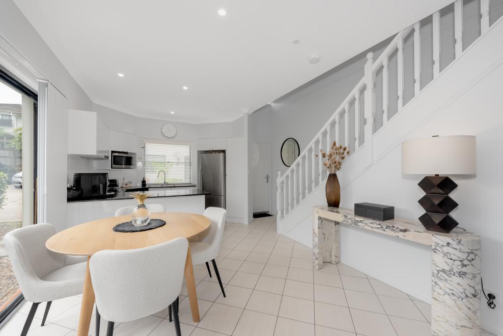 6/141 Cotlew St, Ashmore, QLD 4214